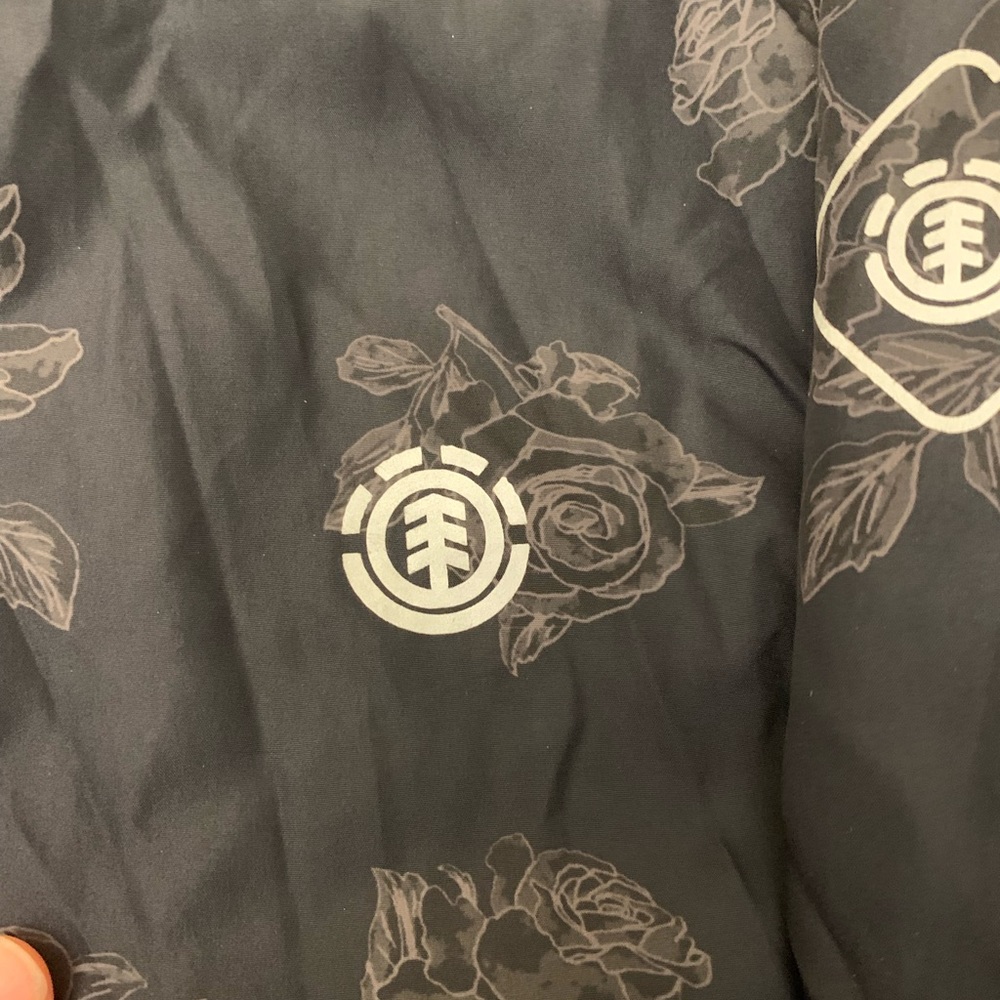 Element Windbreaker - Picture 5 of 6